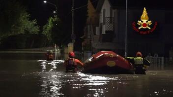 Φονικές πλημμύρες στην Ιταλία: Εντοπίστηκε νεκρός ένας από τους αγνοούμενους