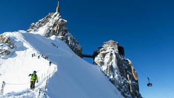 Κατολίσθηση σε απόσταση αναπνοής – Oρειβάτες γλίτωσαν από θαύμα στις Άλπεις