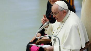 Πάπας Φραγκίσκος: Προσευχήθηκε για την ψυχή της βασίλισσας Ελισάβετ Β και για τον νέο βασιλιά Κάρολο Γ’