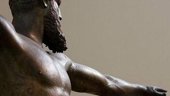 Ο θεός του Αρτεμισίου: Το σύμβολο της βόρειας Εύβοιας που εικονιζόταν στο χιλιάρικο