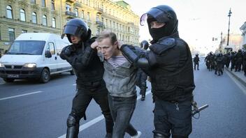Ρωσία: Συγκρούσεις μεταξύ αστυνομικών και πολιτών που εναντίωνονται στην επιστράτευση στο Νταγκεστάν