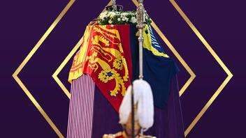 Κηδεία βασίλισσας Ελισάβετ: Ξεκίνησε η πομπή προς το Αββαείο του Ουέστμινστερ