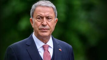 «Απαράδεκτο να κατέβει για την κακομαθημένη Ελλάδα», λέει το τουρκικό υπουργείο Άμυνας