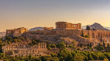 Guardian: Η Ελλάδα πρώτη φορά προσπαθεί να είναι προορισμός 12 μήνες το χρόνο	