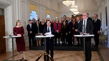 Σουηδία: Ο νέος πρωθυπουργός Κρίστερσον διορίζει το υπουργικό συμβούλιό του