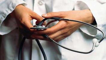 Στη Βουλή το νομοσχέδιο του υπουργείου Υγείας: Έρχονται αναδρομικές αυξήσεις μισθών σε γιατρούς