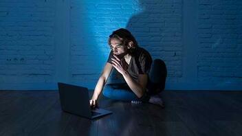 Ένας στους 5 χρήστες του διαδικτύου έχει πέσει θύμα “doxing”
