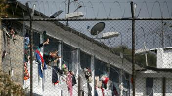 Ισημερινός: Κρατούμενοι παίρνουν ομήρους 57 φύλακες και αστυνομικούς