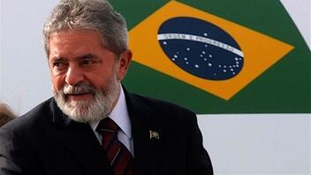 Βραζιλία: Ο Λούλα φαίνεται να διατηρεί προβάδισμα έναντι του Μπολσονάρου