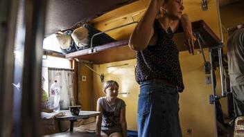 Ουκρανία: 1 εκατ. εκτοπισμένοι στο εσωτερικό, 7, 7 εκατ. στο εξωτερικό