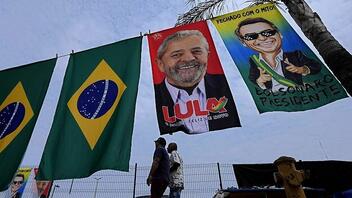 Βραζιλία: Σε κλίμα πόλωσης Λούλα και Μπολσονάρο «μονομαχούν» για την προεδρία στον δεύτερο γύρο