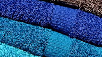 Πώς να «σώσετε» το χρώμα από τις χρωματιστές πετσέτες