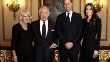 Νέο οικογενειακό πορτραίτο για τη βασιλική οικογένεια της Βρετανίας