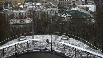 Τα πρώτα χιόνια έπεσαν – Χωρίς ρεύμα το Κίεβο και 17 επαρχίες