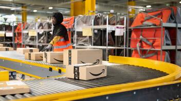 Επιδημία απολύσεων: Η Amazon ετοιμάζεται να διώξει 10.000 εργαζόμενους