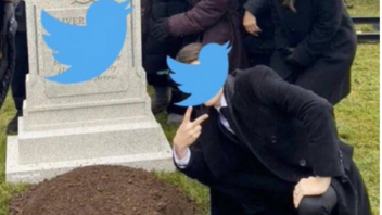 Η... κηδεία του Twitter: Ο Έλον Μασκ απαντά στο χάος με «ταφόπλακα» -Πιθανή η χρεοκοπία, ακόμα και κατάρρευση