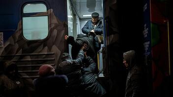 Ουκρανία: Απομακρύνονται οι κάτοικοι από Χερσώνα και Μικολάιβ