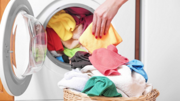 Ο απλός και αποτελεσματικός τρόπος απολύμανσης του πλυντηρίου