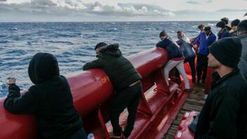 Ιταλία: Το πλοίο Ocean Viking κατευθύνεται προς τη Γαλλία