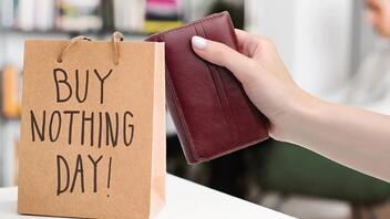 Buy Nothing Day: Το κίνημα που απαντά στην Black Friday 
