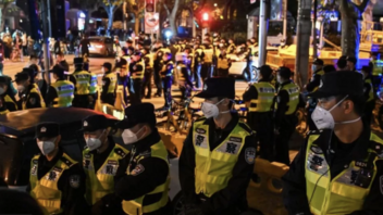 Κίνα: Ενισχυμένη η παρουσία της αστυνομίας σε πολλές πόλεις προκειμένου να αποτραπούν νέες κινητοποιήσεις	