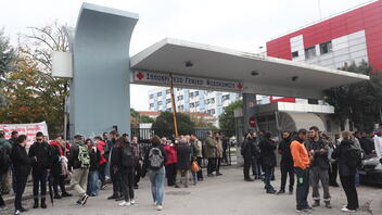 Θεσσαλονίκη: Σε κρίσιμη κατάσταση εξακολουθεί να νοσηλεύεται ο 16χρονος