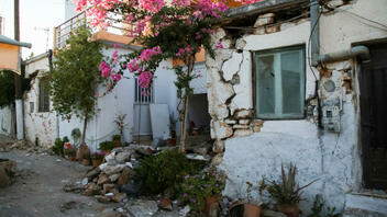 ΣΥΡΙΖΑ Ηρακλείου: Ποιος ... Σταθμάρχης φταίει για την απουσία πολιτικής αποκατάστασης των σεισμοπλήκτων στο Αρκαλοχώρι;