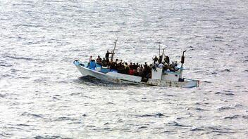 Ιταλία: Αφρικανή που σώθηκε από ναυάγιο, γέννησε σε ταχύπλοο του Λιμενικού