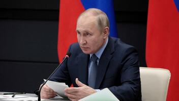 Αιφνιδιαστική επίσκεψη Πούτιν στο γενικό επιτελείο του πολέμου στην Ουκρανία