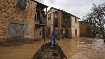 Μαδαγασκάρη: 25 νεκροί και 38.000 εκτοπισμένοι από το πέρασμα τροπικής καταιγίδας