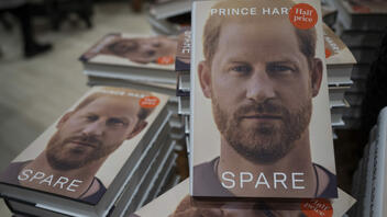 To “Spare” του πρίγκιπα Χάρι πούλησε πάνω από 3,2 εκατ. αντίτυπα την πρώτη εβδομάδα