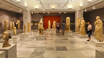 Δέδες Λιώνης: Τα μουσεία πρέπει να επιστρέψουν εκεί όπου ανήκουν, στην αρχαιολογική υπηρεσία