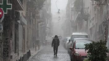 Κακοκαιρία "Μπάρμπαρα" με χιόνια στο κέντρο της Αθήνας- Το έκτακτο της ΕΜΥ