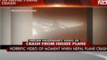 Νεπάλ: Συγκλονιστικό βίντεο επιβάτη με την πτώση του αεροσκάφους