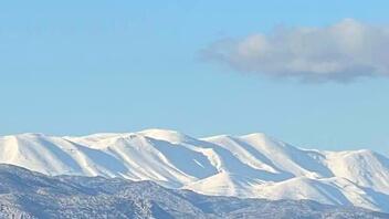 Αυξήθηκε σημαντικά η χιονοκάλυψη στα ορεινά της ηπειρωτικής Ελλάδας