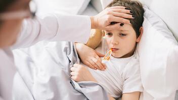 Οδηγίες για τον έλεγχο του πυρετού στα παιδιά