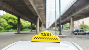 Έτοιμοι για κινητοποιήσεις οι ιδιοκτήτες ταξί με αφορμή το κυκλοφοριακό