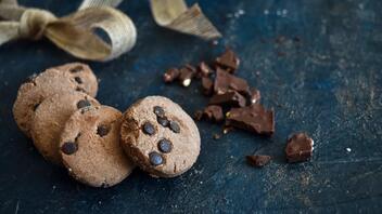 Πώς να φτιάξετε vegan μπισκότα σοκολάτας