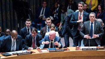 Ασέβεια: Ο Ρώσος πρεσβευτής στον ΟΗΕ διέκοψε ενός λεπτού σιγή!