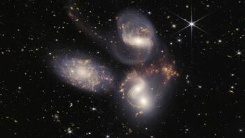 Το James Webb ανακάλυψε 6 τεράστιους γαλαξίες: Ξαναγράφεται η ιστορία του σύμπαντος!