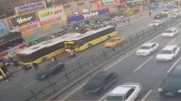 Λεωφορείο στην Κωνσταντινούπολη πέφτει πάνω σε πεζούς