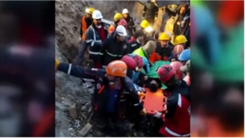 Τουρκία: 77χρονη ανασύρθηκε ζωντανή από τα ερείπια πολυκατοικίας 212 ώρες μετά τον φονικό σεισμό