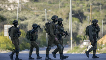 Ισραήλ: Στρατιώτες σκότωσαν έναν Παλαιστίνιο που επιχείρησε να τους μαχαιρώσει