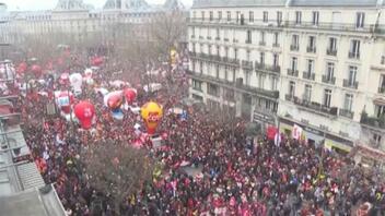 Γαλλία: Τα εργατικά συνδικάτα καλούν τους εργαζόμενους σε απεργία