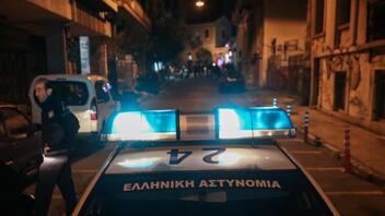 Άγρια συμπλοκή με έναν 16χρονο τραυματία στο κέντρο της Αθήνας