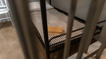 Στη φυλακή με 15ετή κάθειρξη 54χρονος που κακοποιούσε σεξουαλικά την ανήλικη κόρη της συντρόφου του
