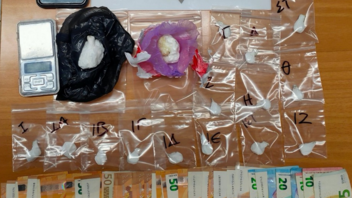 Έκρυβαν κοκαΐνη στα σπίτια τους-Κατασχέθηκαν 18 συσκευασίες