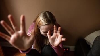 Νέα υπόθεση σεξουαλικής παρενόχλησης τριών ανήλικων κοριτσιών από συγγενή τους