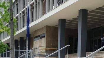 Παραδόθηκε κατάδικος που είχε αποδράσει από τα δικαστήρια της Θεσσαλονίκης 