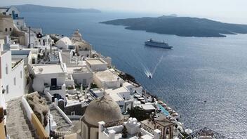 Bloomberg: Εκρηκτική ανάπτυξη του ελληνικού τουρισμού 